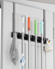 Supporto per Scopa per Porta, Supporto per Scopa con 4 Ripiani e 2 Ganci, Supporto per Scopa in Legno per Türaufhängung, Ripostiglio per Attrezzi per la Lava e la Stiratura per Armadio Garage, Nero