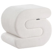 Pouf poggiapiedi imbottito a forma di S per il soggiorno in tessuto di ciniglia bianco sporco
