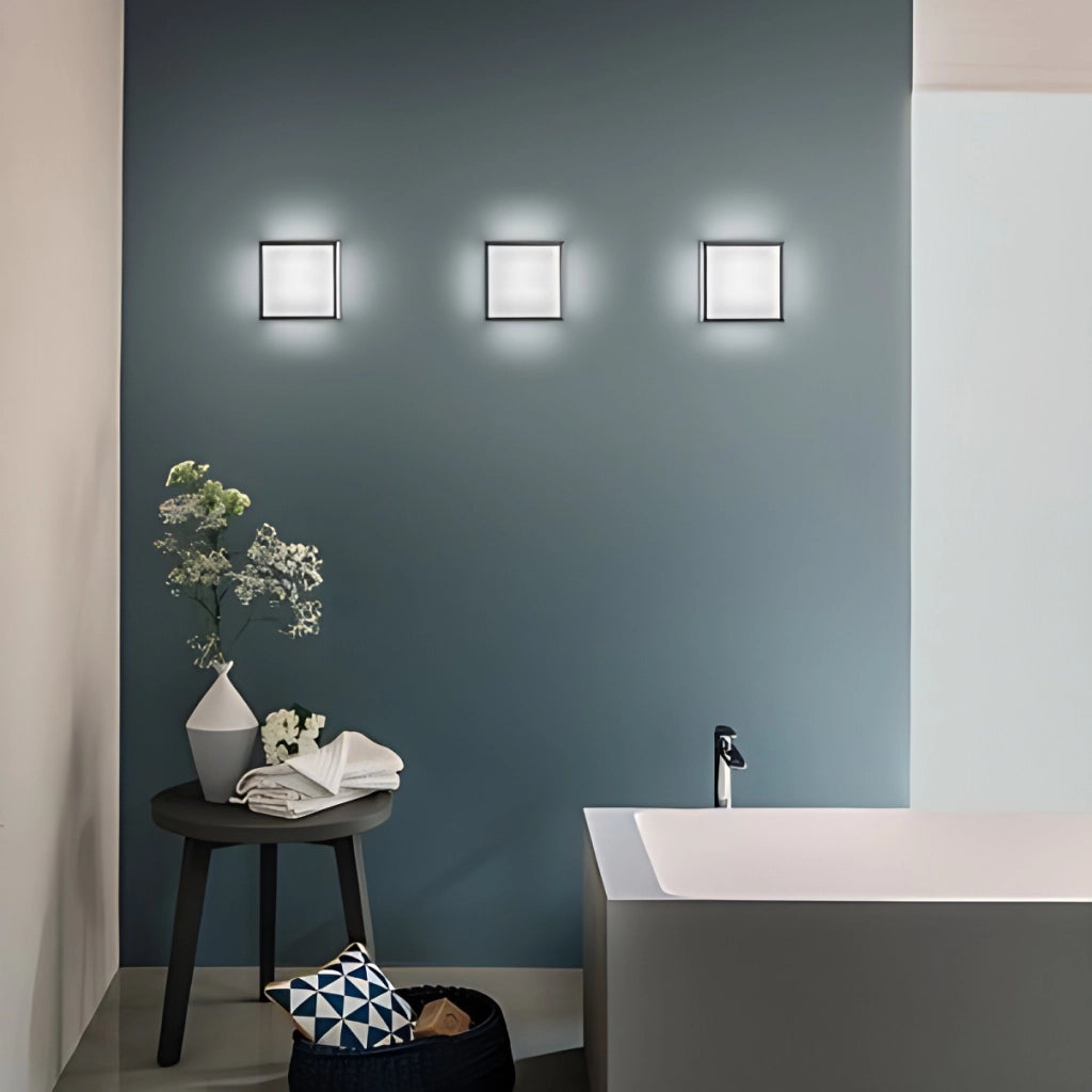 Home Lampada da parete e soffitto IP54 in alluminio pressofuso grigio scuro con diffusore in vetro satinato, attacco E27 per ambienti outdoor