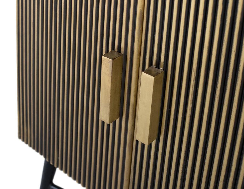 Credenza con 4 ante in legno rivestite in bronzo e piano in marmo