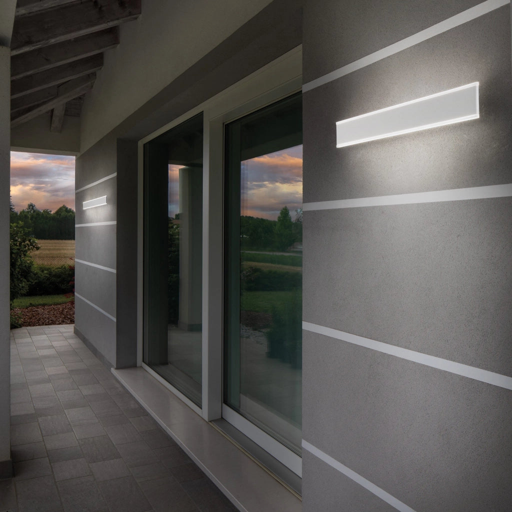 Riga Lampada da Parete e Soffitto a LED 19W 3000K IP54 in Alluminio Bianco Opaco, Design Moderno e Versatile per Illuminazione Interna ed Esterna