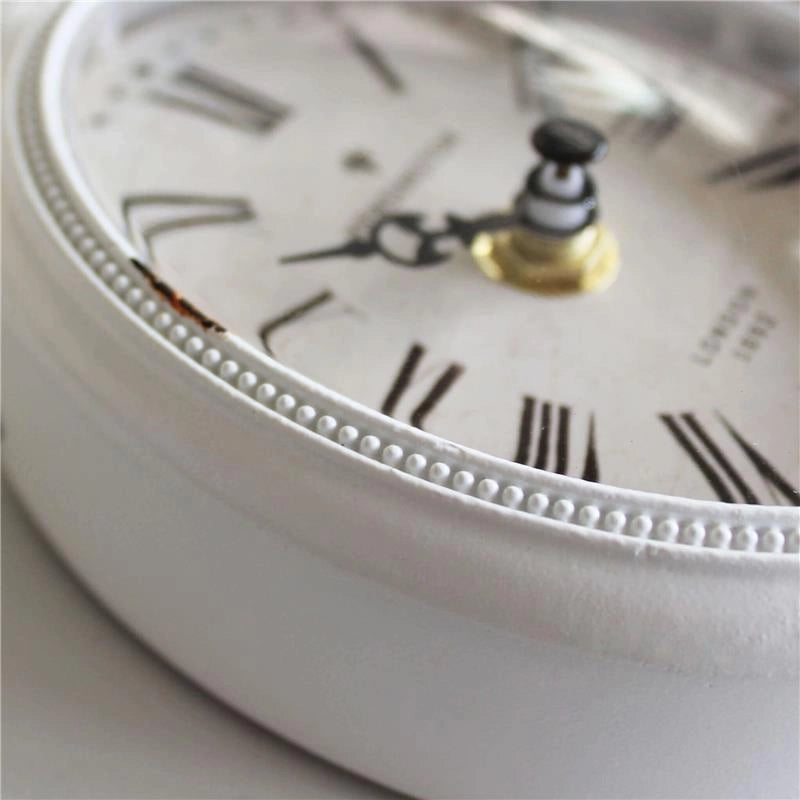OROLOGIO DA PARETE OLIVIER OVALE IN FERRO BIANCO 9.8 X 4.5 X H15.3 CM