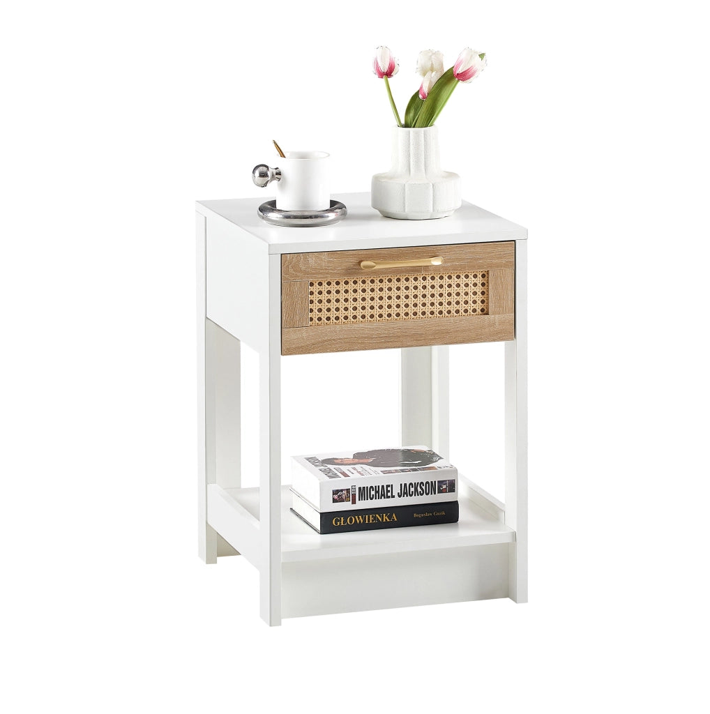 Comodino in MDF con finitura effetto rattan naturale e bianco