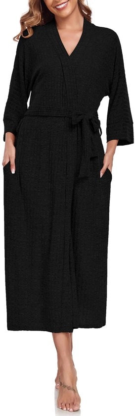 Kimono per donne da bagno leggero e sottile lungo per sauna e doccia in tessuto confortevole nero 

Modello: 
Codice prodotto: 
 Materiale: 100% Poliestere 
 Lunghezza: 140 cm 
 Peso: 180 g/m² 
 Temperatura lavaggio: 30°C
