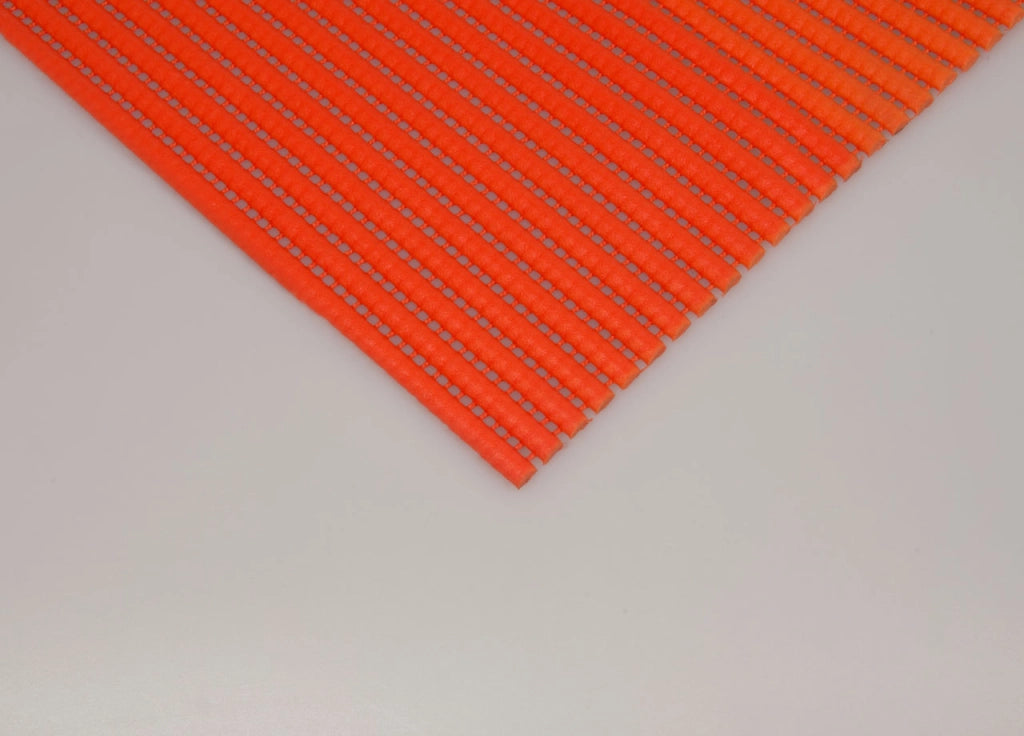 Tappetino Gommato Antiscivolo Multiuso Per Cassetti e Superfici Colore Arancio - 65x500cm - Arancio