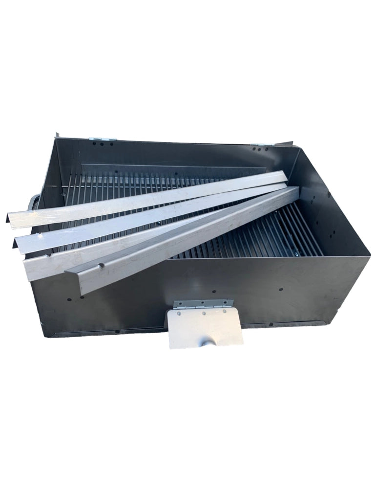 Barbecue in ferro con griglia in acciaio, con coperchio richiudibile, piedi estraibili, per legna o carbone, portatile 50x35 cm