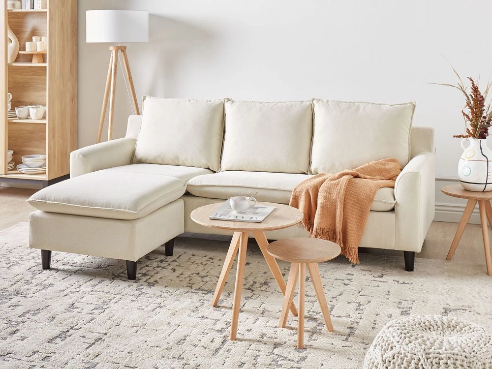 Divano Angolare destro Tessuto beige Imbottito Gambe Legno Scuro Chaise longue a 3 posti a versione destra Cuscino schienale