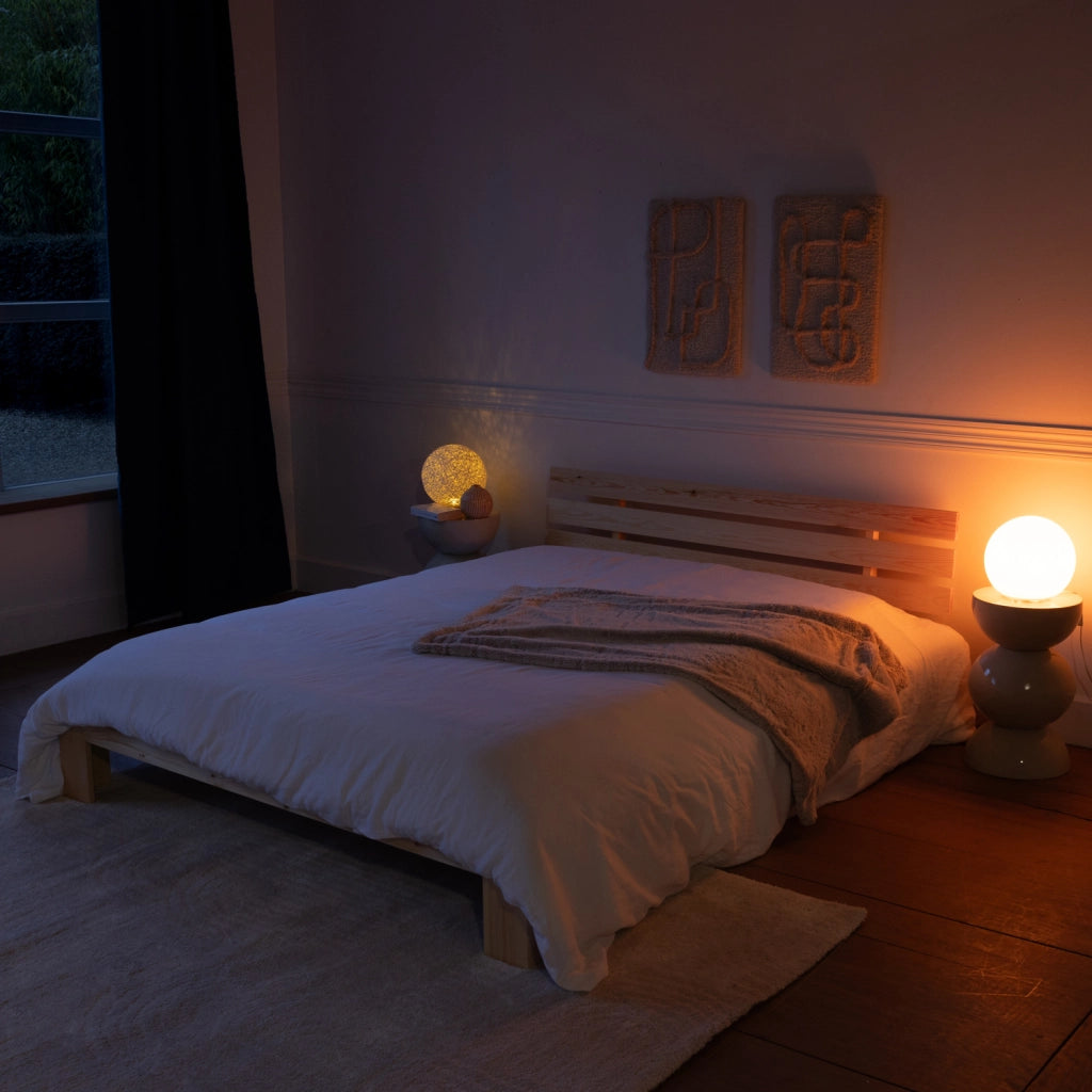 Letto in legno con testiera 160x200cm FINN
