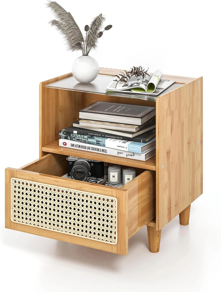 Comodino con cassetto in rattan e bambù, tavolino con gambe in legno massello, comodino con piano in vetro e scomparto aperto, comodino 43 x 35 x 50 cm (colore naturale, 1 pezzo)