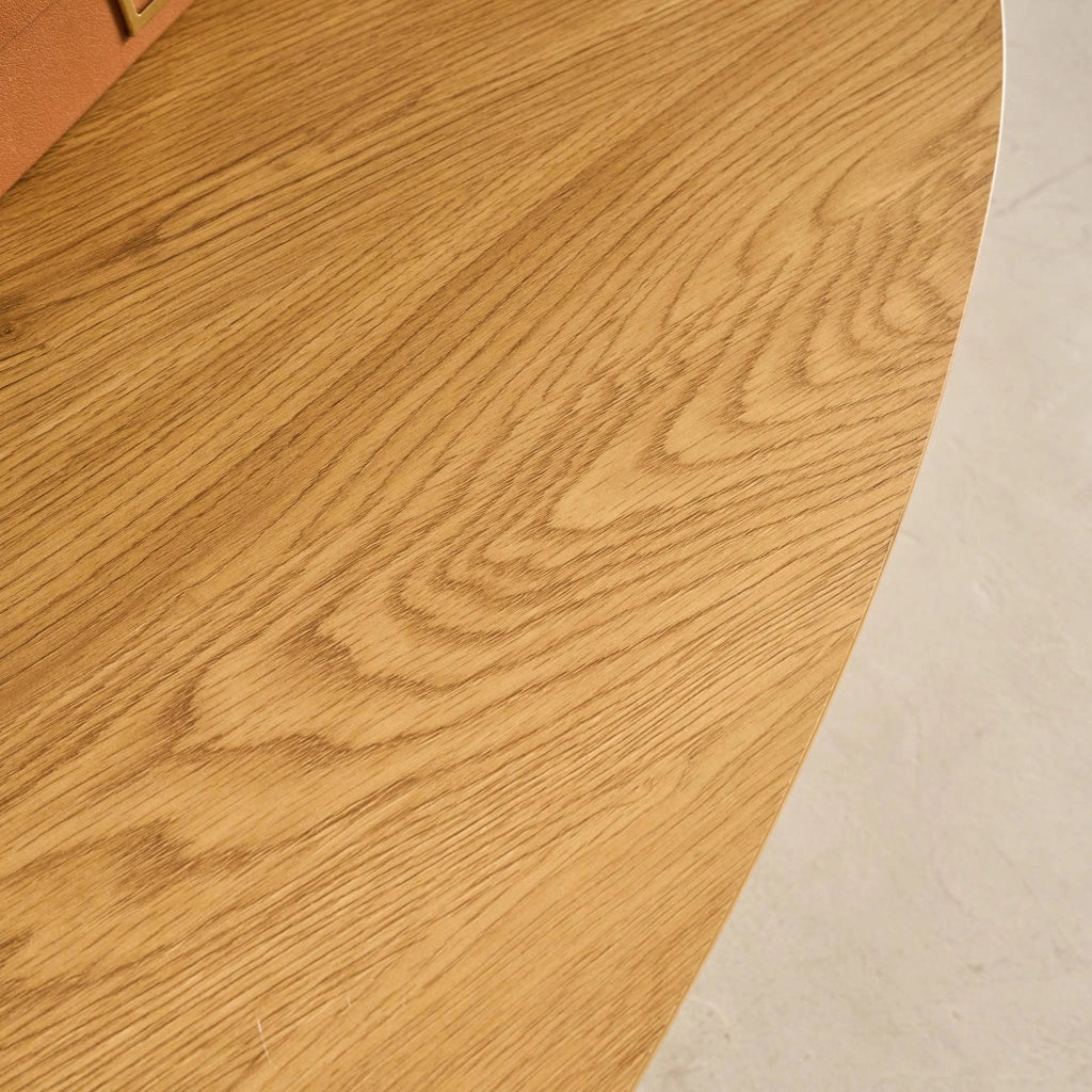 Tavolino ovale con gambe cromate e effetto legno, quercia