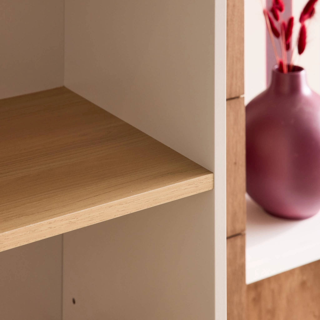 Libreria in metallo e decorazione in legno a 6 livelli, beige