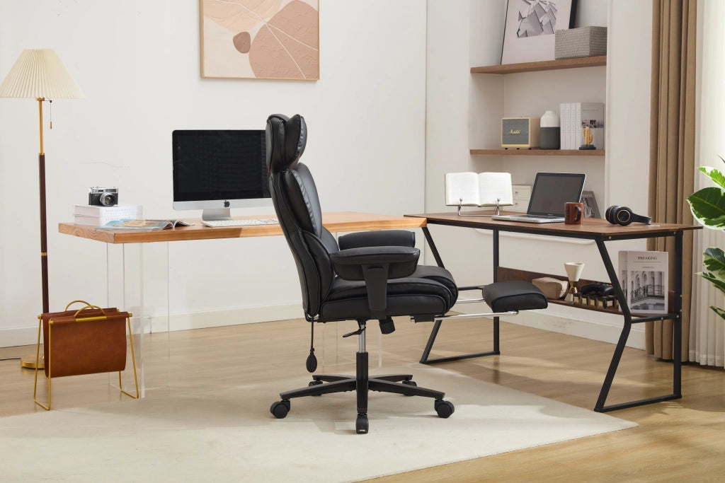 Sedia da ufficio ergonomica con supporto lombare regolabile e schienale reclinabile in pelle PU nera