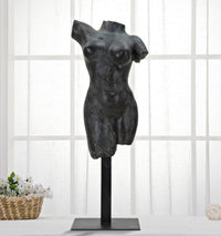 Scultura Museum Woman 19x17x50 cm in Poliresina e Ferro Nero