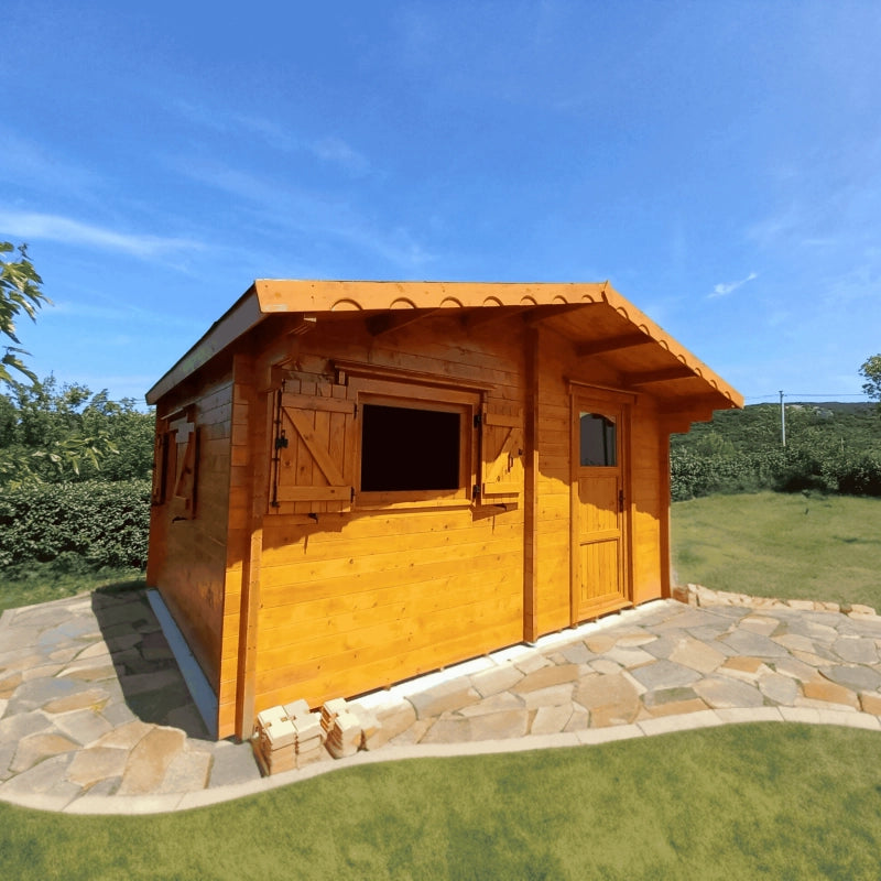 Casetta in legno 500x400 cm – Pareti 60 mm – Tetto 16° rosso – Finestre doppio vetro – CZ5040.02L Foresta