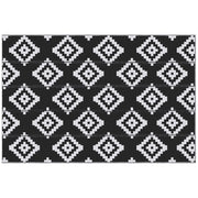 Tappeto da Esterno Reversibile 182x274 cm con Fantasia Geometrica Nero e Bianco