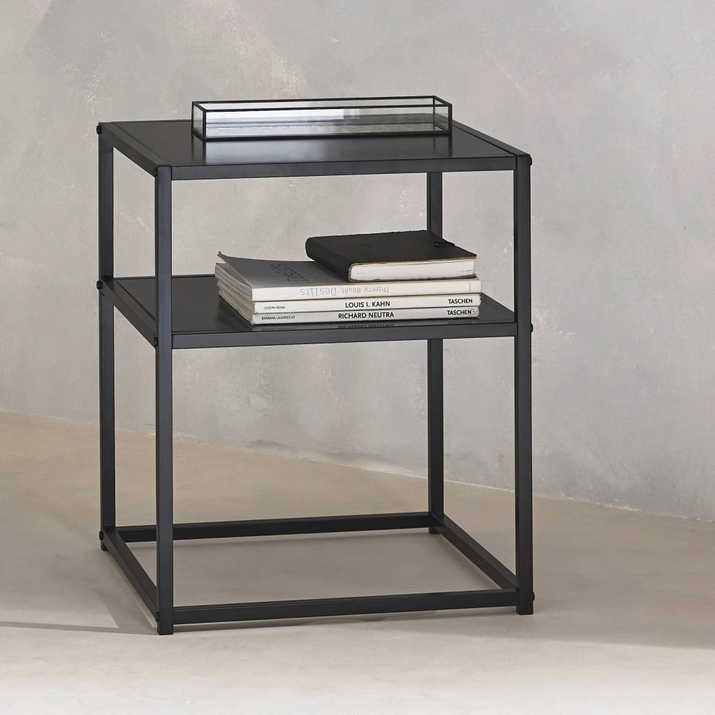 Comodino in metallo nero con ripiano, nero