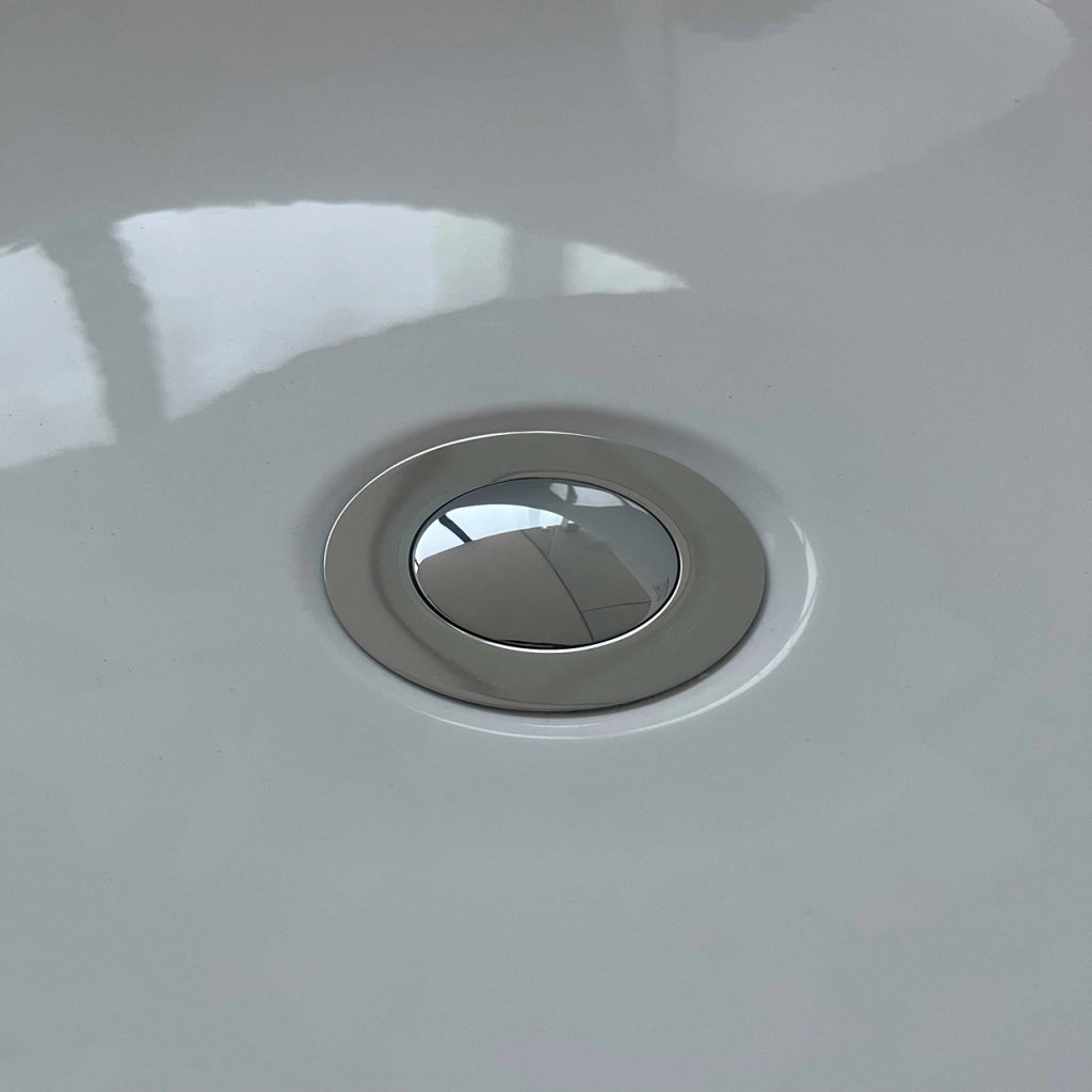 Vasca da Bagno a Isola Freestanding in Acrilico da 150x70x58 cm, Colore Bianco, Forma Ovale