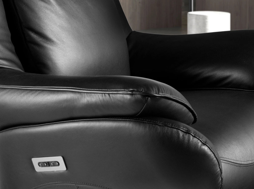 Poltrona girevole in pelle nera