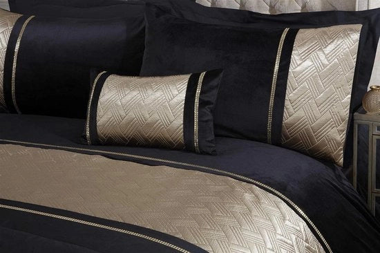 Set di coperte da letto (220x230cm) più 2 federe per cuscini (50x75cm).