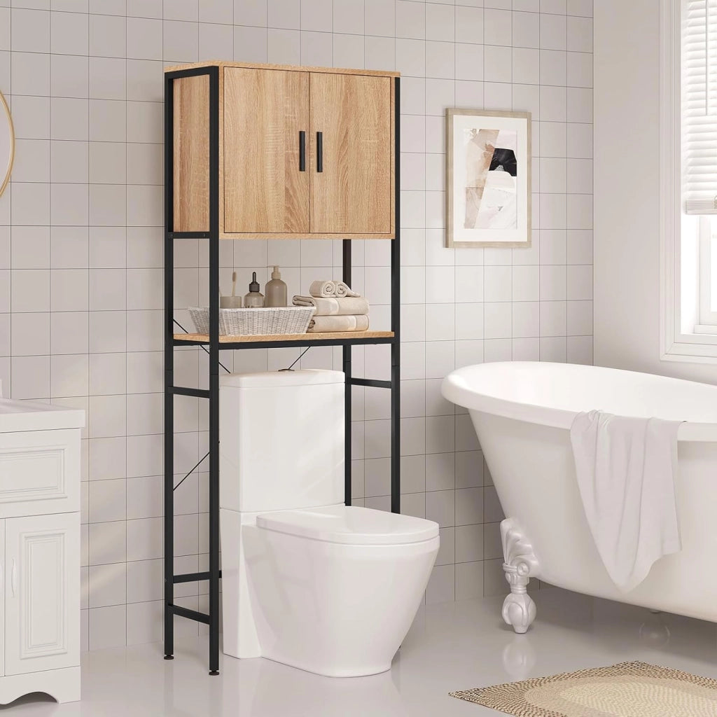 Scaffale Sopra Lavatrice, Mobile Sopra WC, Scaffale da Bagno, Armadietto con Ripiano Regolabile e Ante, per Lavanderia, in Legno e Metallo, Nero+Rovere Chiaro, 64,5x27x170cm