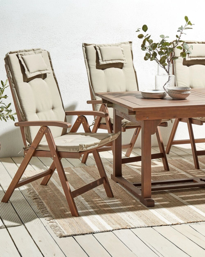 Set di 6 sedie da giardino in legno di acacia scuro naturale regolabili e pieghevoli per esterni con braccioli in stile rustico con cuscini grigio talpa