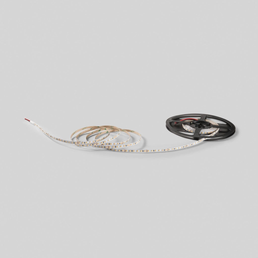 STRIP LED 2835 SLIM DC24V IN KAPTON 120 LED PER MT 16W PER MT 1896LM PER MT 3000K 0,6X500CM