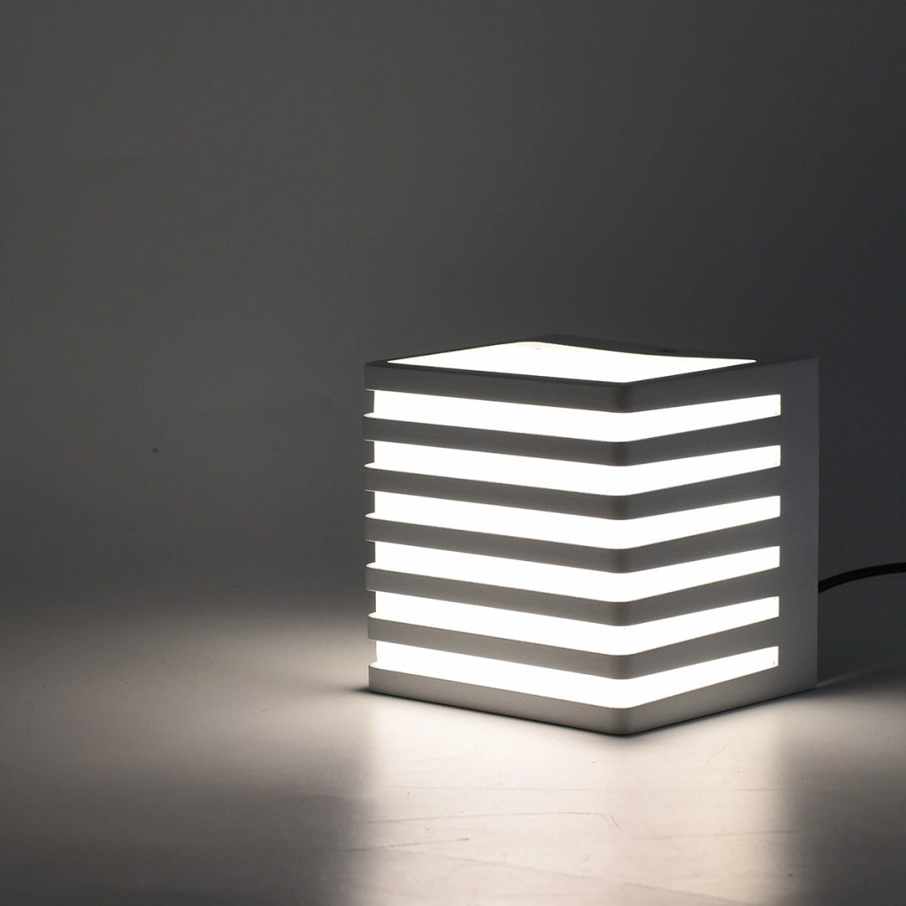 APPLIQUE LED CUBO DA ESTERNO IP54 IN ALLUMINIO BIANCO ILLUMINAZIONE NATURALE 4000K - IDEALE PER GIARDINI E FACCIATE