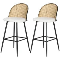 Set di 2 Sgabelli da Bar con Schienale in Rattan, Sedile Rivestito in Tessuto Teddy, Telaio in Acciaio e Poggiapiedi, Crema