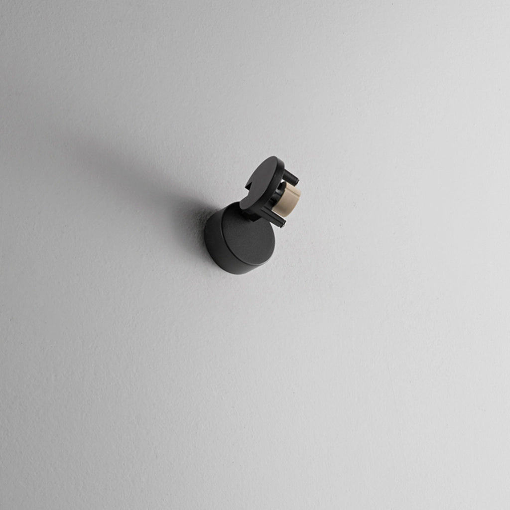 Applique Contemporanea Pin Metallo Nero 1 Luce Gu10 Ip20 D6