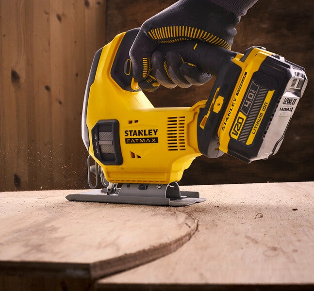 Stanley FatMax SFMCS600B – Seghetto alternativo Cordless 18 V V20 (solo corpo)