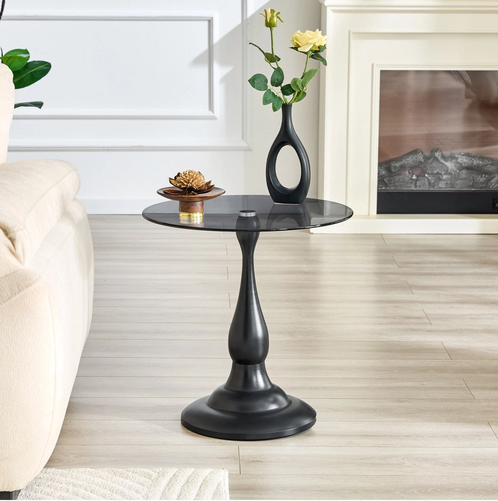 Tavolino laterale in vetro temperato con base in metallo nero
