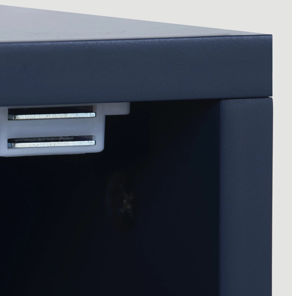 Comodino blu navy con ante a squame e gambe in metallo, 35 x 35 x 51 cm