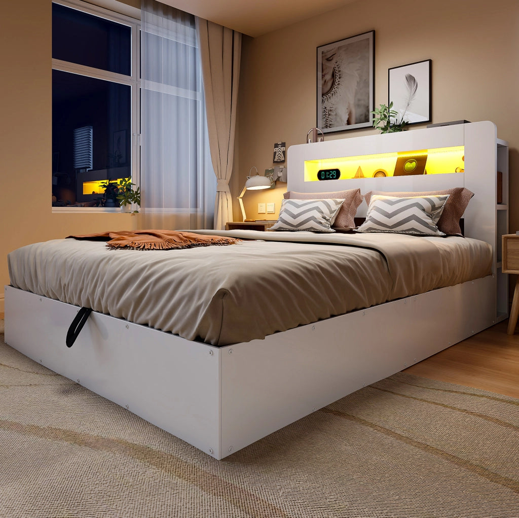 Letto contenitore 140x200 cm in legno con LED, prese integrate e testiera con vani