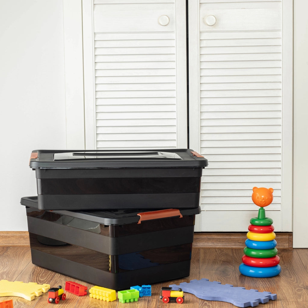 Set di 3 contenitori portaoggetti in plastica KADAX con coperchi.