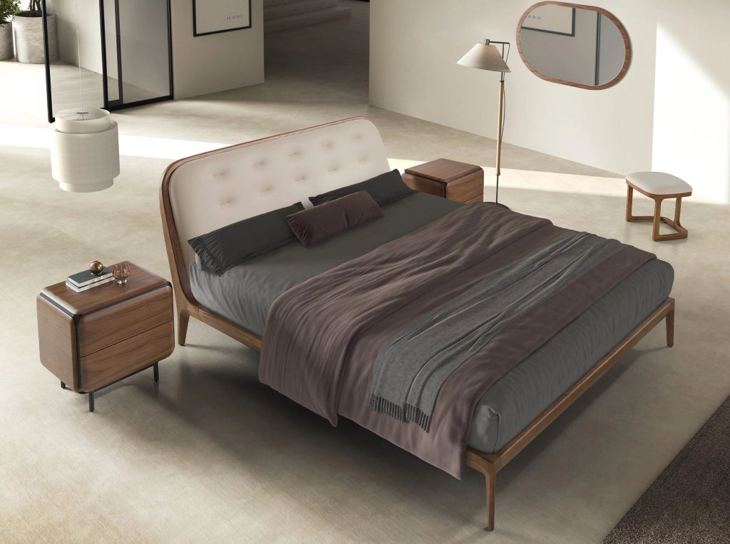 Letto in similpelle color sabbia