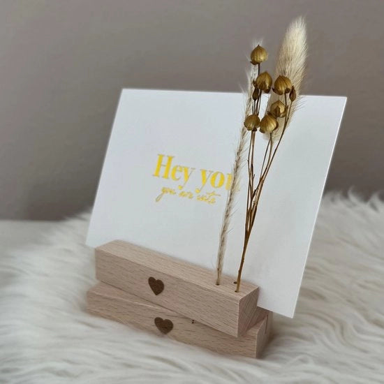 Set di Carte da Appendere in Legno da 2 Cuori – Decorazione con Fiori Secchi – Regali per Amiche – Cadeau per Donna – Supporto per Carte da Appendere per Carte di Auguri – Ringraziamenti per Feste di Compleanno per Adulti o Bambini