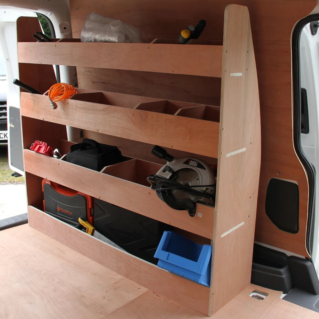 Kit moquette nera e scaffalatura in legno per furgone Caddy SWB