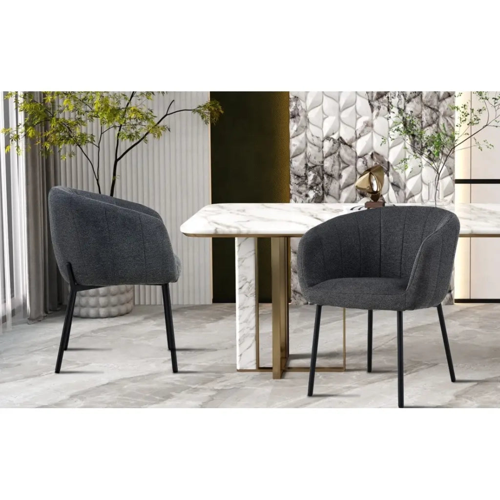 Sedia SEVILLE in tessuto grigio scuro, dimensioni H79 x L57 x P62, ideale per la tua cucina o sala da pranzo.