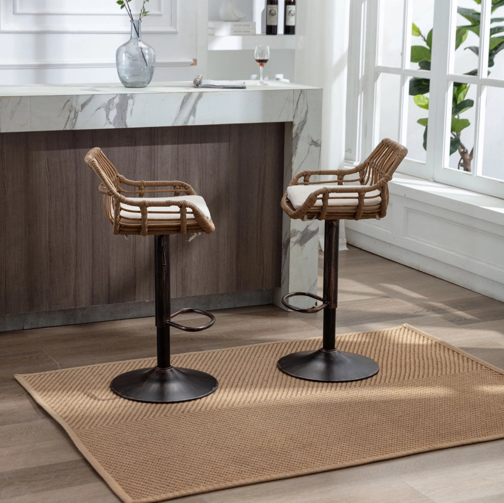 Set di 2 sgabelli da bar girevoli 360° regolabili in altezza; beige; con struttura in metallo e lino