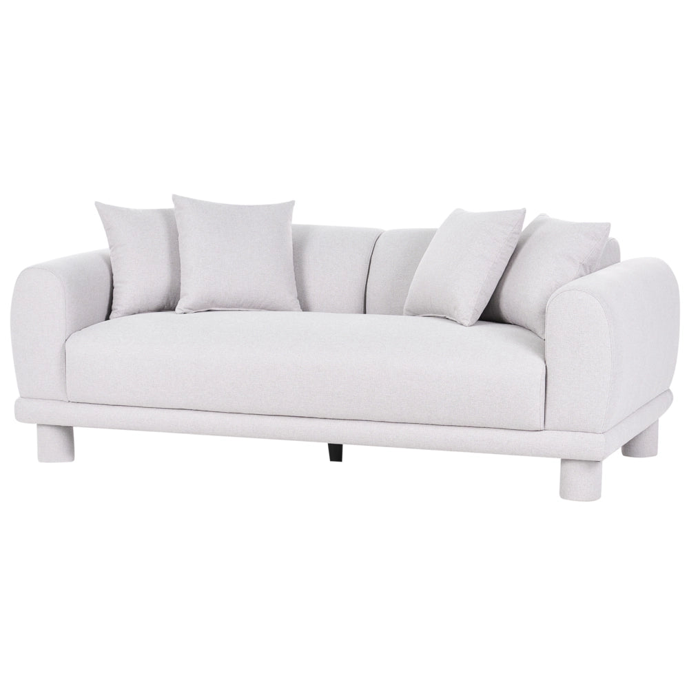 Divano a 3 posti in tessuto grigio chiaro con cuscini decorativi extra e gambe rivestite stile retrò-moderno