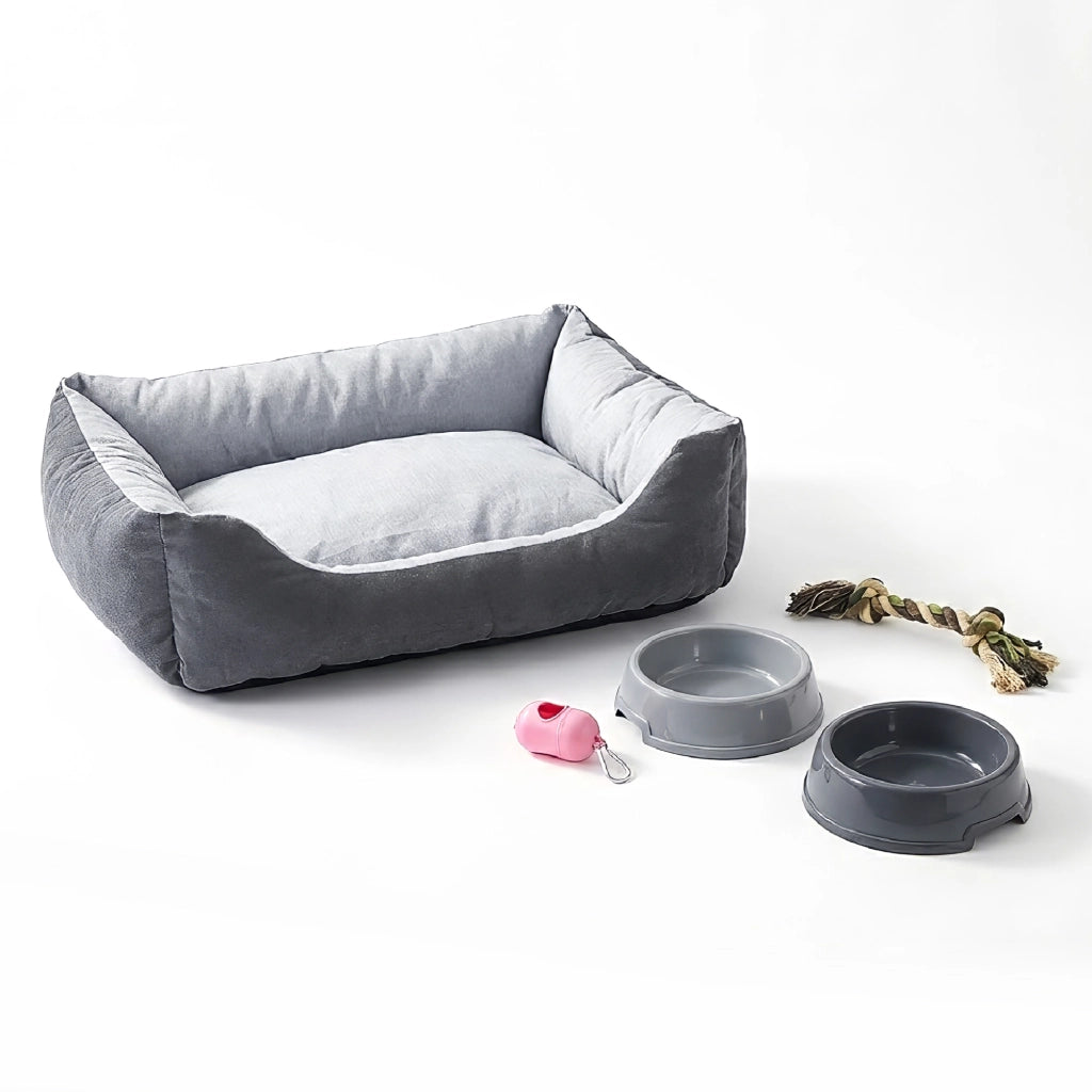 Set Accessori per Cani con Cuccia Lavabile Antiscivolo 61x48x18 cm, 2 Ciotole, Gioco in Corda 28 cm e Porta Sacchetti con 15 Sacchetti Kit Completo per Animali Domestici