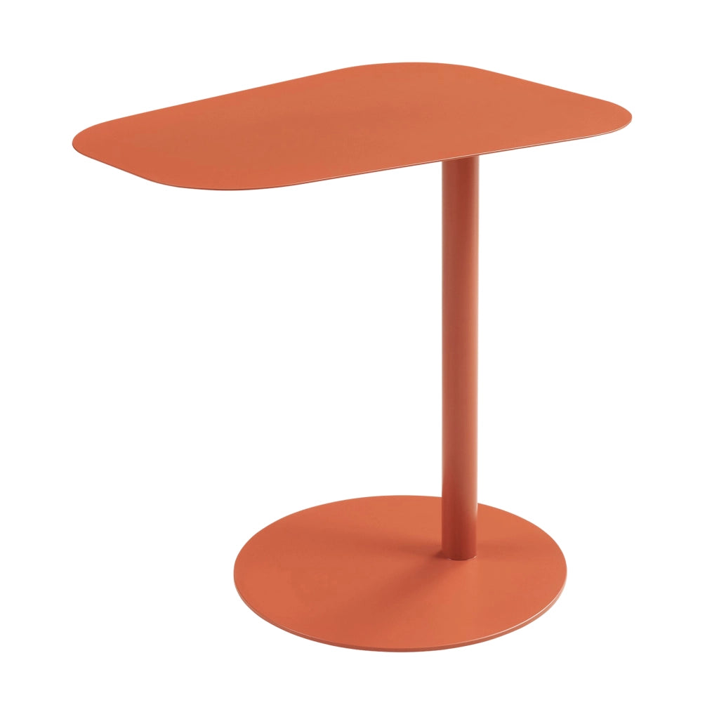 Tavolino Laterale da Divano Nastätten Metallo Piano Trapezoidale - Rosso Mattone Opaco [en.casa]