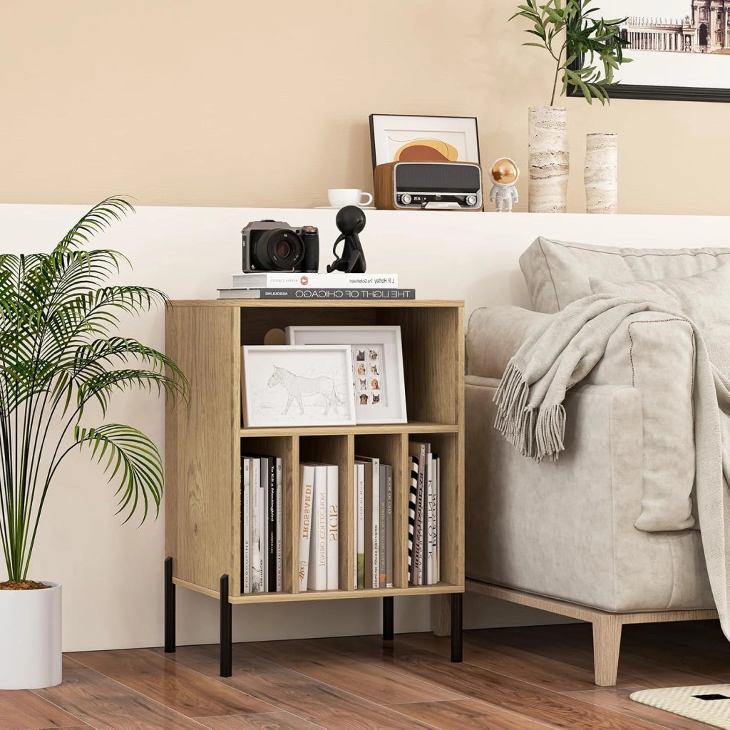 Supporto per Giradischi in Vinil con Stazione di Ricarica, Porta Dischi Vinile Vintege con 5 Scomparti Aperti, Espositore per Dischi Fino a 145 Album per Soggiorno, 53x45x78,5cm (Naturale)