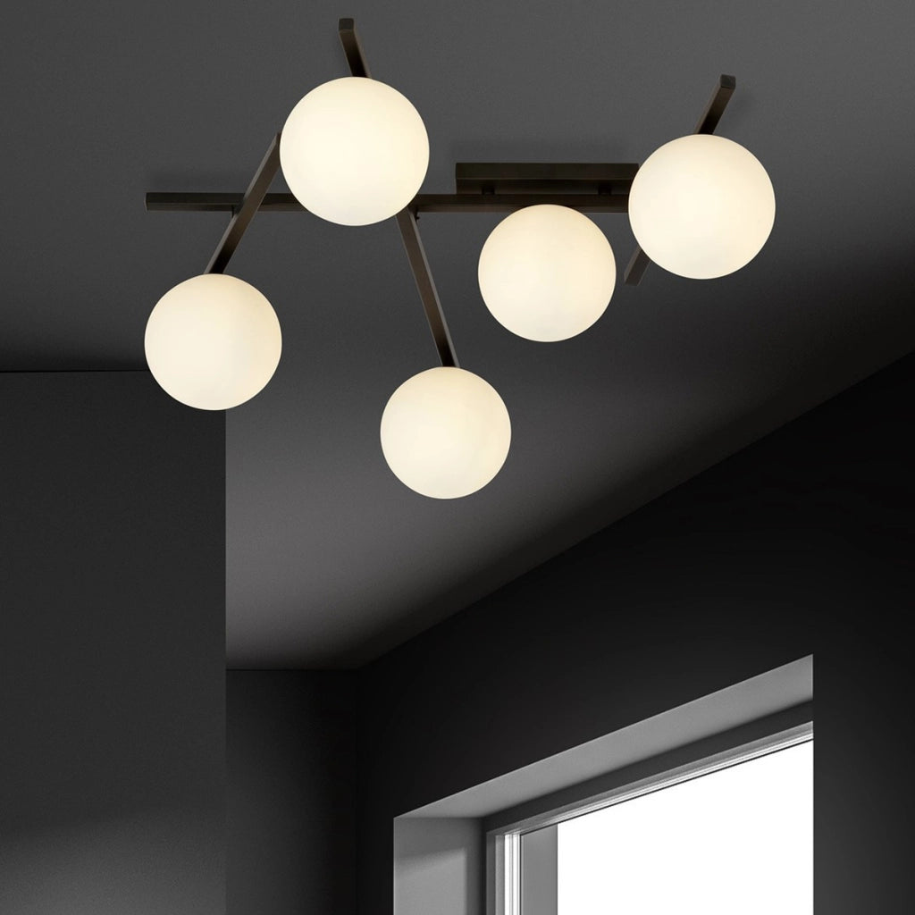 Lampada a sospensione SMART in acciaio nero e vetro opalino
