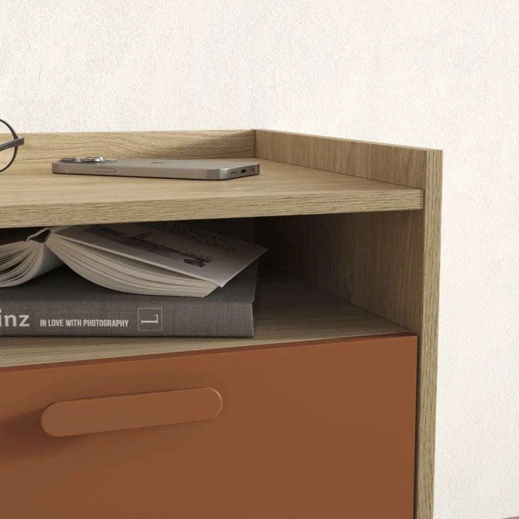 Tavolino da notte NOKI – Rovere chiaro e moka – 1 cassetto stile scandinavo