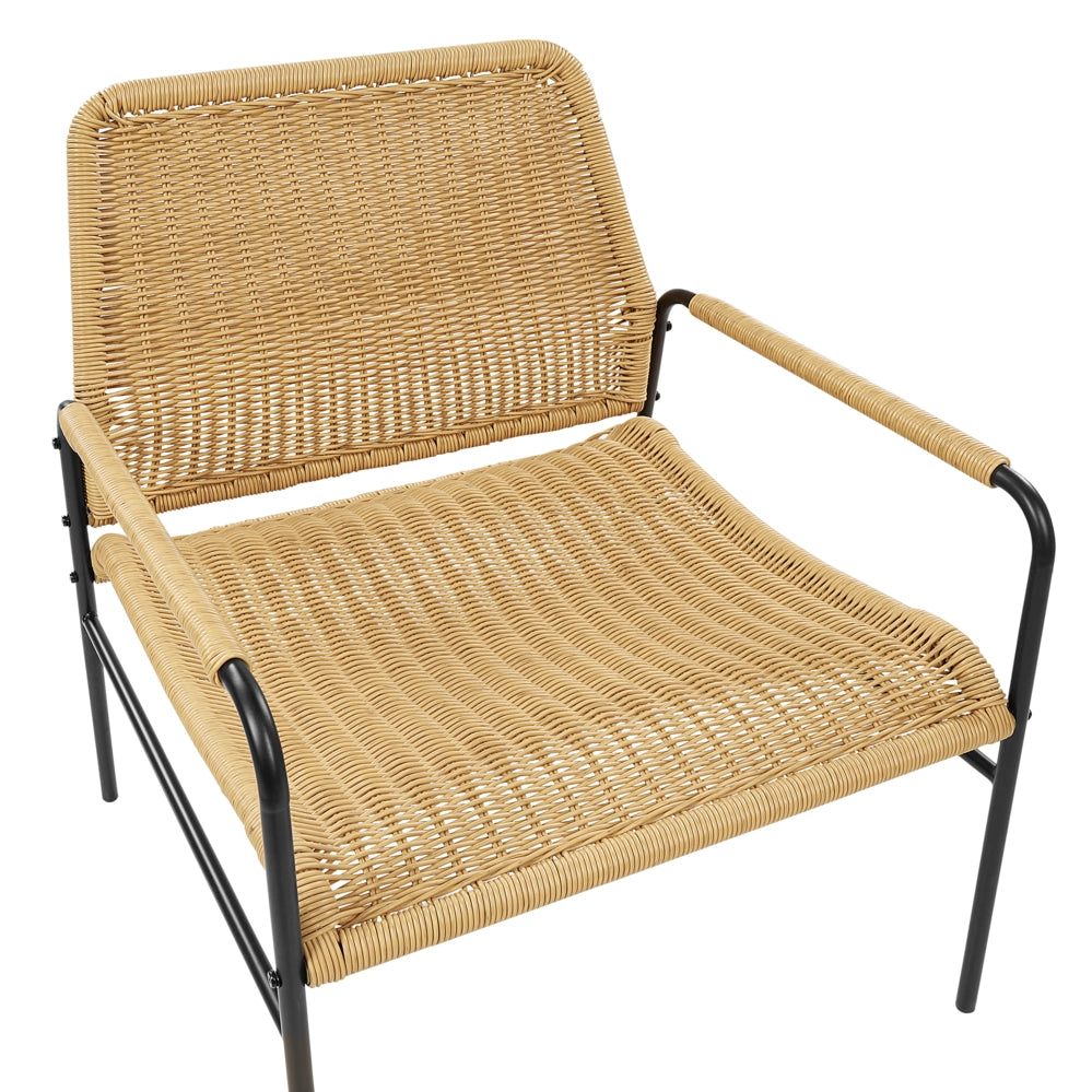 Set di 2 sedie da giardino naturale con telaio nero in rattan con struttura in metallo dal design moderno.