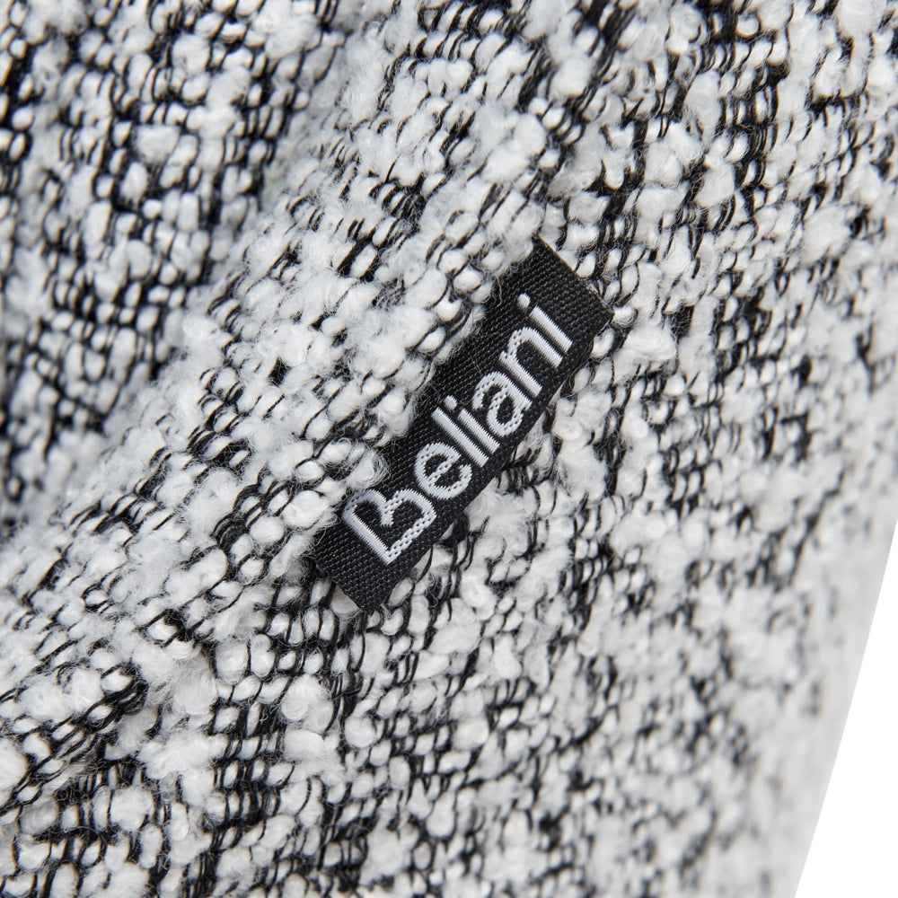 Sedia da pranzo girevole con schienale curvo bouclè bianco e nero stile scandinavo