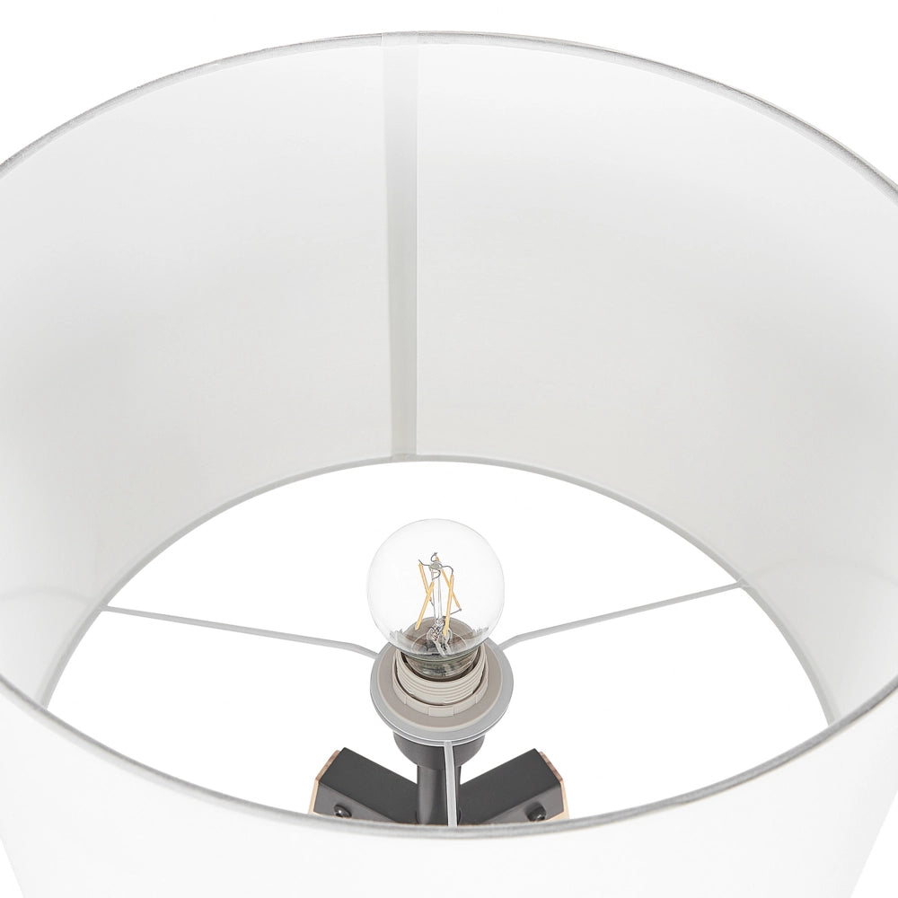 Lampada da Terra Treppiede Lino Bianco Paralume Rotondo Gambe Legno Chiaro 148 cm Moderna