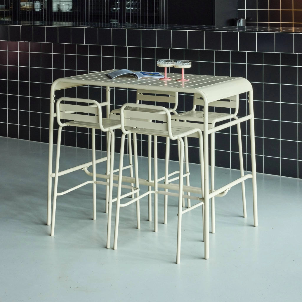Set tavolo alto da giardino in acciaio con 4 sgabelli, 120cm, beige