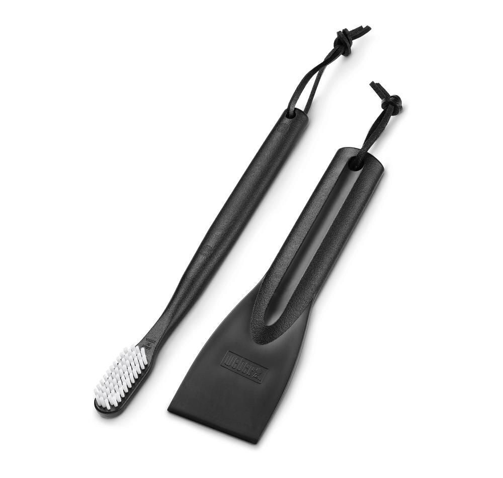 Weber 6202 Kit Pulizia Barbecue a Gas 2 Pezzi Spazzola e Raschietto colore Nero